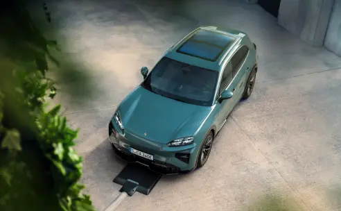 Zo werkt het Porsche Wireless Charging System in de nieuwe Porsche Cayenne